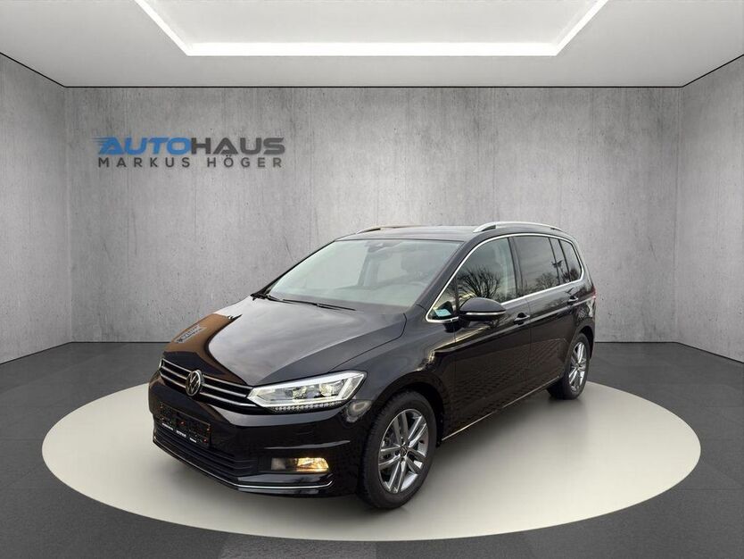 VW Touran 4.200 km 36.979 € Pöttmes 86554