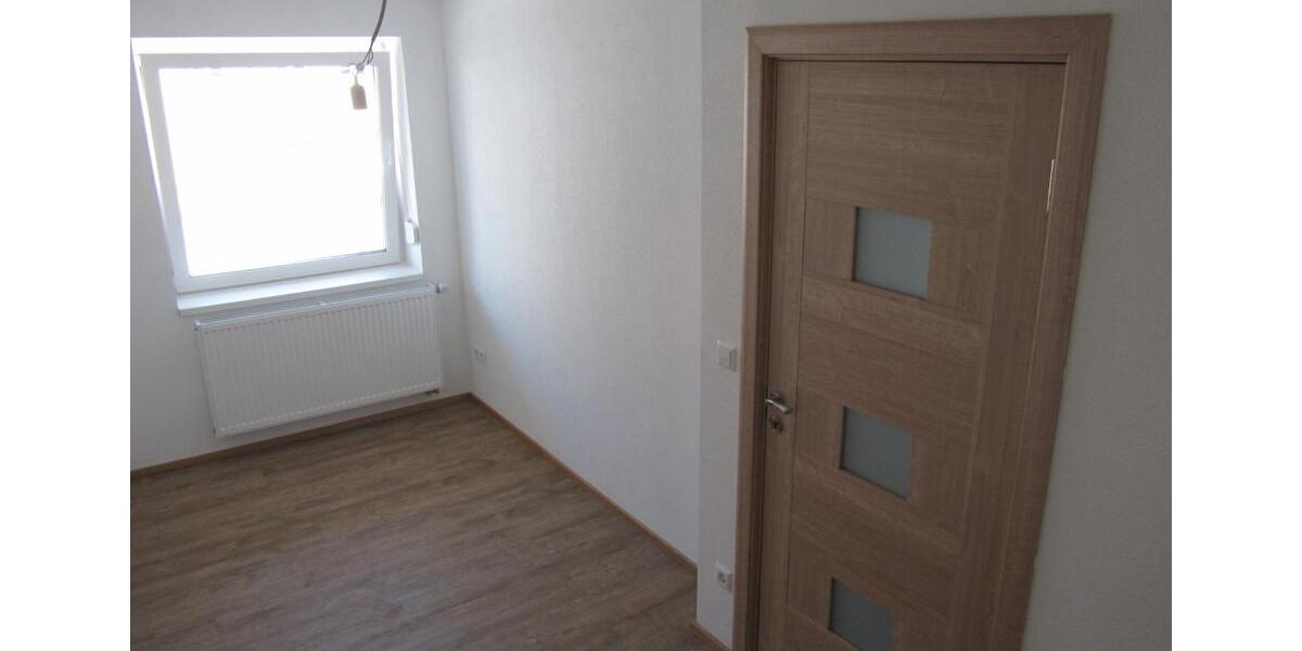 Etagenwohnung Hiltenfingen - 3 Zimmer, 80 m&sup2;, 980&euro; | Angebot:26591682