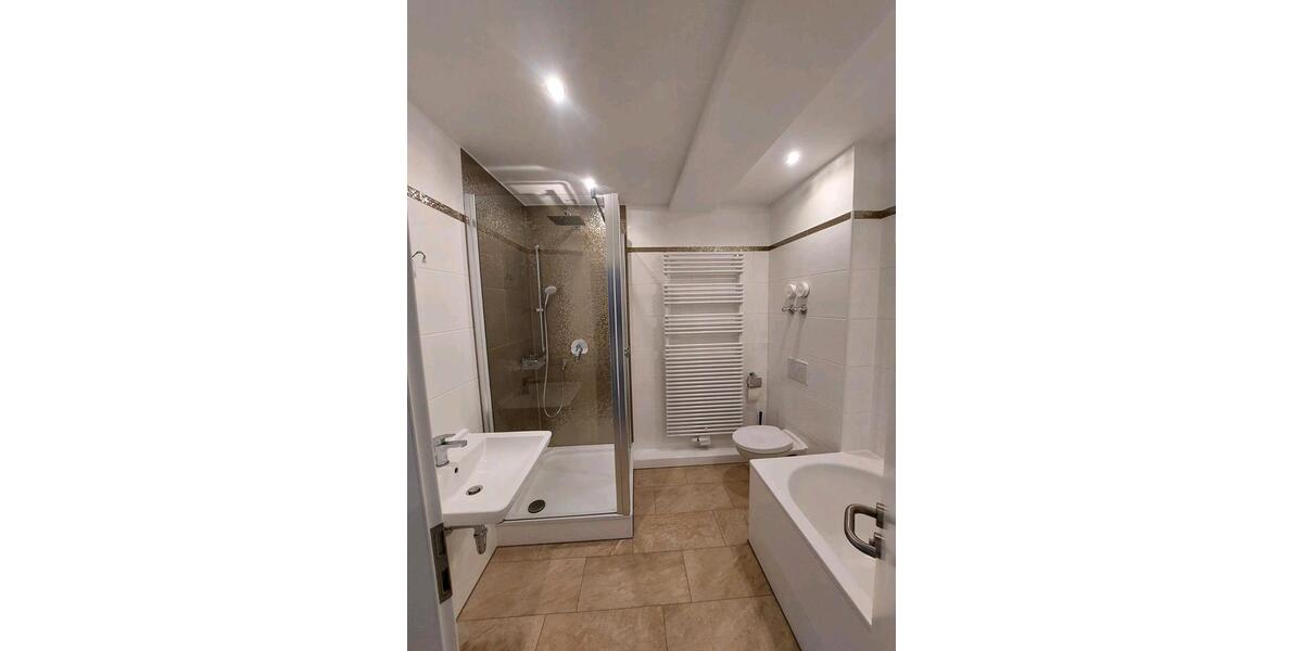 Etagenwohnung Diedorf - 3.5 Zimmer, 146 m&sup2;, 1.800&euro; | Angebot:26427266