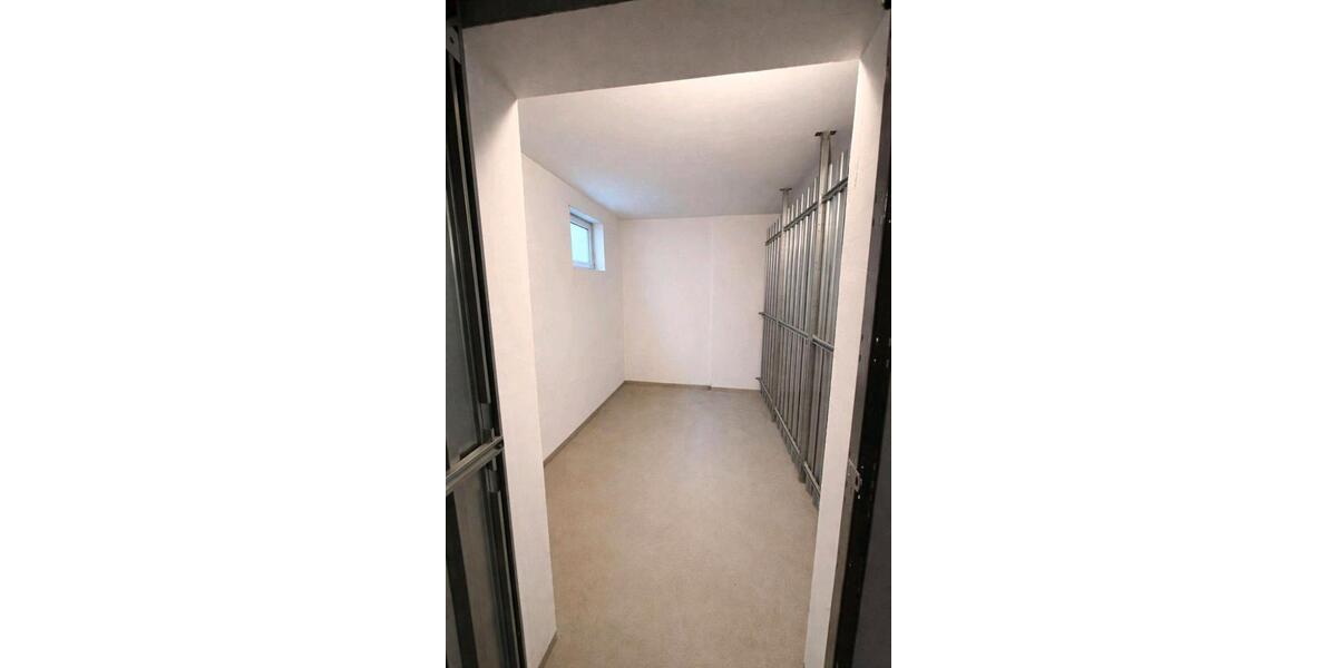 Etagenwohnung Augsburg Bergheim - 2 Zimmer, 55 m&sup2;, 1.000&euro; | Angebot:25350094