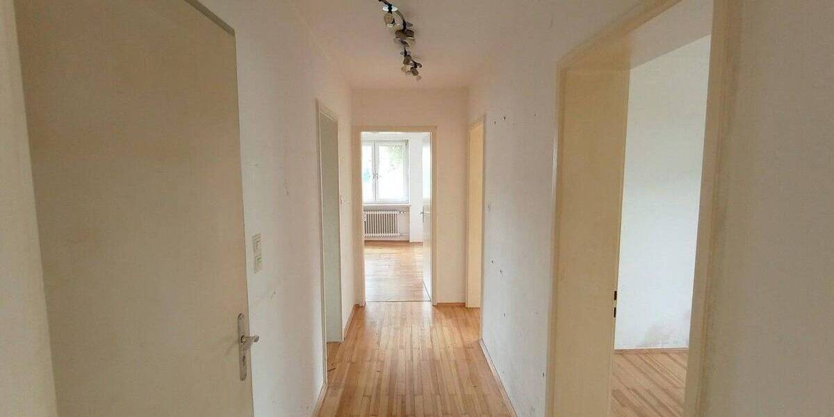 Mehrfamilienhaus, Wohnhaus Neusäß - 8 Zimmer, 200 m&sup2;, 720.000&euro; | Angebot:26865308