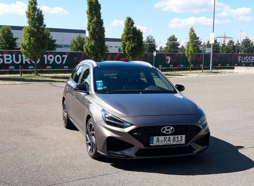 i30