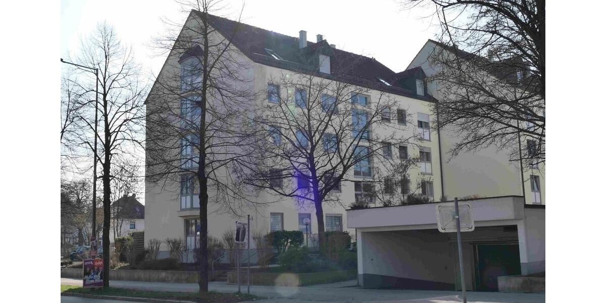 Dachgeschoßwohnung Stadtbergen - 3 Zimmer, 78 m&sup2;, 375.000&euro; | Angebot:25639686