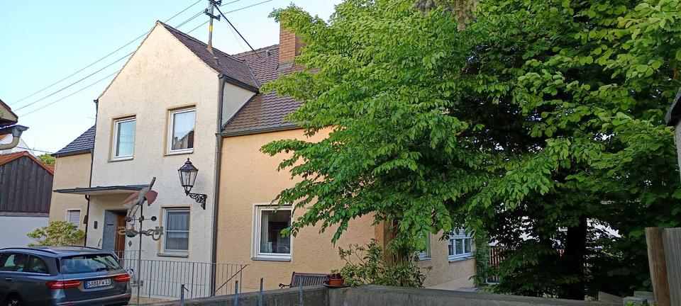 Einfamilienhaus Augsburg Bärenkeller - 8 Zimmer, 145 m&sup2;, 710.000&euro; | Angebot:26738304