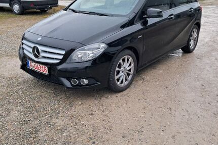 Mercedes-Benz B 180 140.000 km 7.900 &euro; Fischach 86850