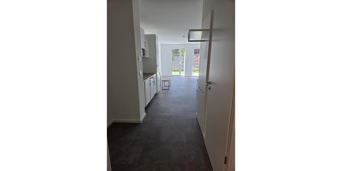 1 Zi. nähe Uniklinik Augsburg vollmöbiliert EBK 1 zimmer