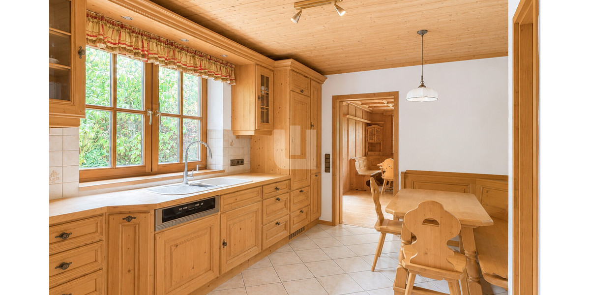 WINDISCH – Familientraum auf dem Land: Großzügiges Einfamilienhaus mit herrlichem Garten - Einfamilienhaus Egenhofen | Angebot:26821103