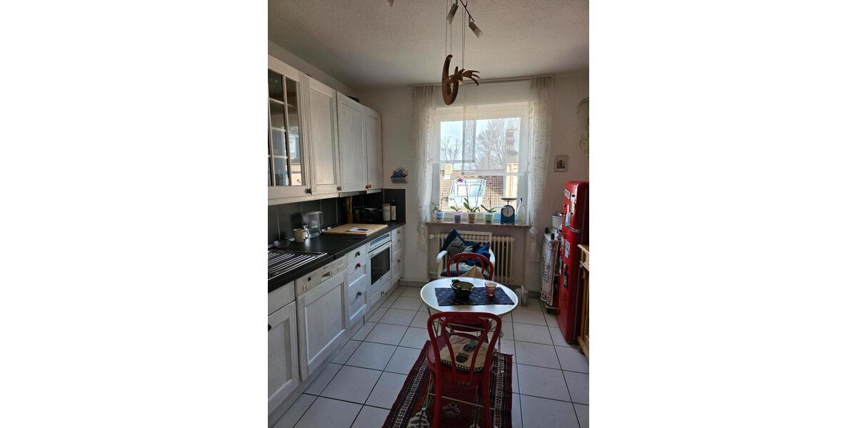 Etagenwohnung Neusäß - 4 Zimmer, 96 m&sup2;, 1.500&euro; | Angebot:25128388