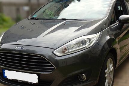 Ford Fiesta 81.000 km 8.200 &euro; Augsburg 86150