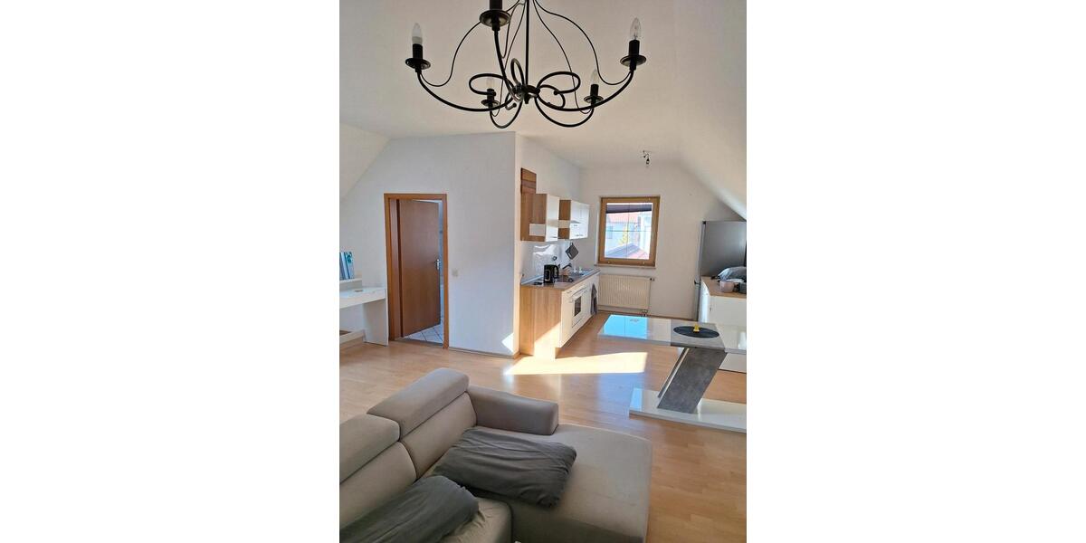 Dachgeschoßwohnung Merching - 1 Zimmer, 43 m&sup2;, 700&euro; | Angebot:25445187