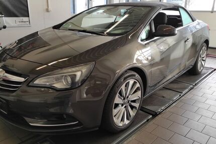 Opel Cascada 89.100 km 14.850 € Gersthofen/Batzenhofen 86368