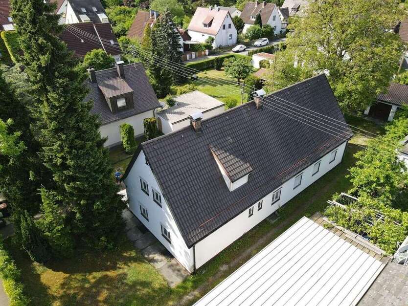 Grundstück zu verkaufen in Augsburg 670.000 € 915 m²