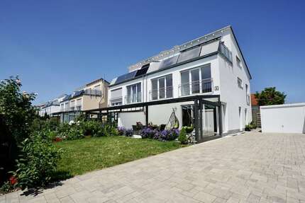 Haus Königsbrunn - 5 Zimmer, 163 m&sup2;, 2.225&euro; | Angebot:26487750