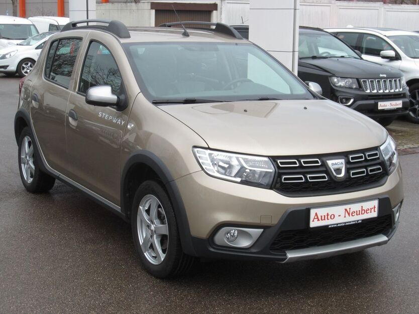 Dacia Sandero 51.000 km 11.450 € Stadtbergen 86391