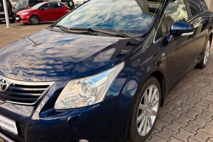 Toyota Avensis 119.999 km 10.900 &euro; Königsbrunn / Augsburg 86343