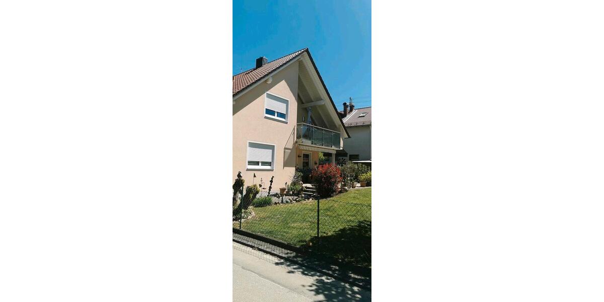 Dachgeschoßwohnung Meitingen - 2 Zimmer, 70 m&sup2;, 1.030&euro; | Angebot:26405825
