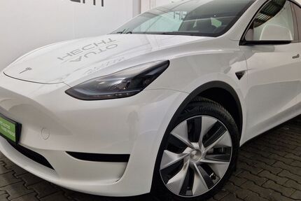 Tesla Model Y 21.700 km 32.890 &euro; Königsbrunn bei Augsburg 86343