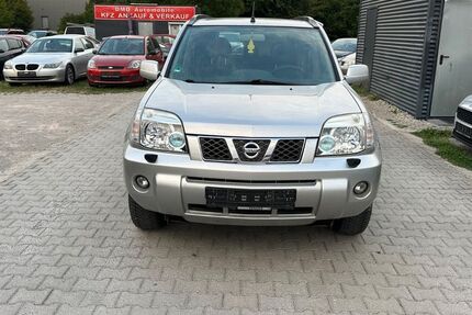 Nissan X-Trail 228.000 km 2.750 &euro; Augsburg 86167