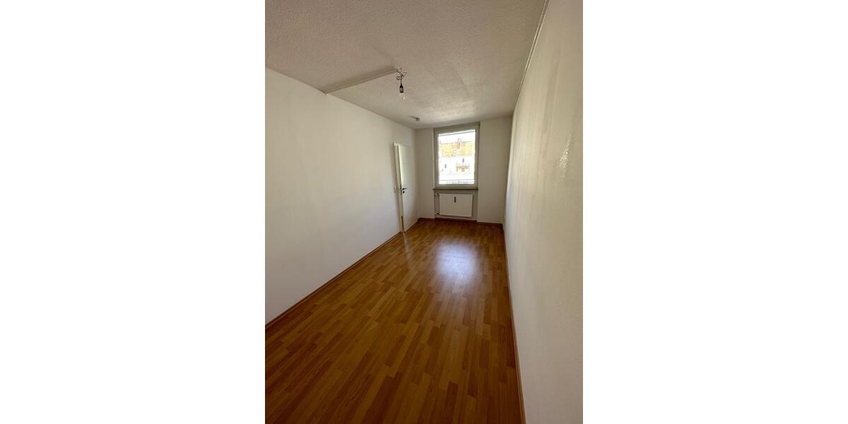 Etagenwohnung Neusäß - 2 Zimmer, 45 m&sup2;, 850&euro; | Angebot:25299615