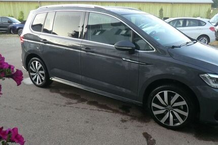 VW Touran 27.880 km 35.900 € Mickhausen 86866