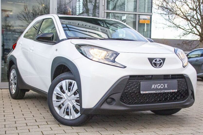 Aygo (X)