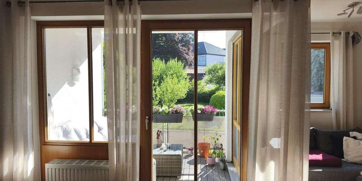 Etagenwohnung Augsburg Lechhausen - 2 Zimmer, 65 m&sup2;, 910&euro; | Angebot:25625437