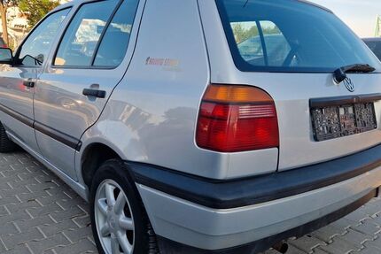 VW Golf 129.000 km 1.190 &euro; Augsburg 86167
