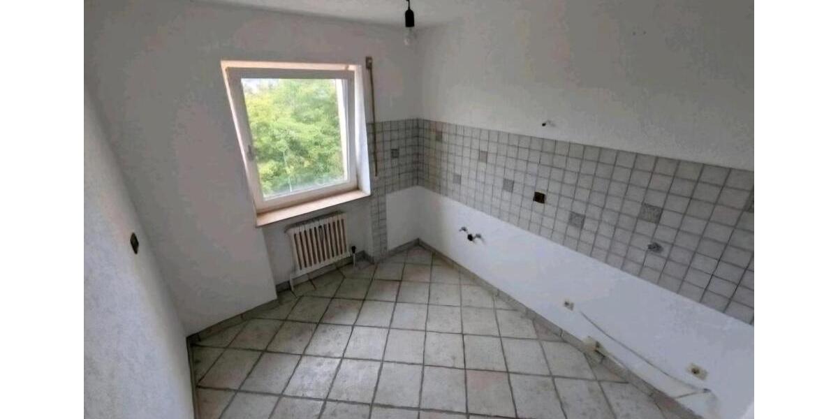 Etagenwohnung Königsbrunn - 3 Zimmer, 80 m&sup2;, 1.020&euro; | Angebot:25711971
