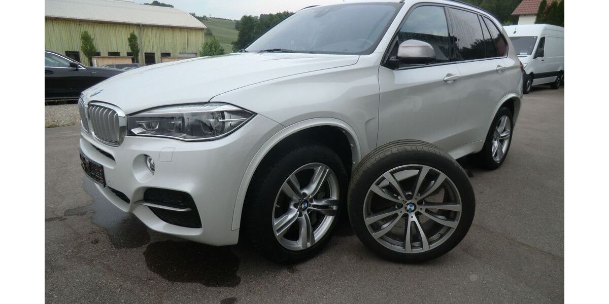 BMW X5 M50 114.211 km 31.350 &euro; Mickhausen 86866