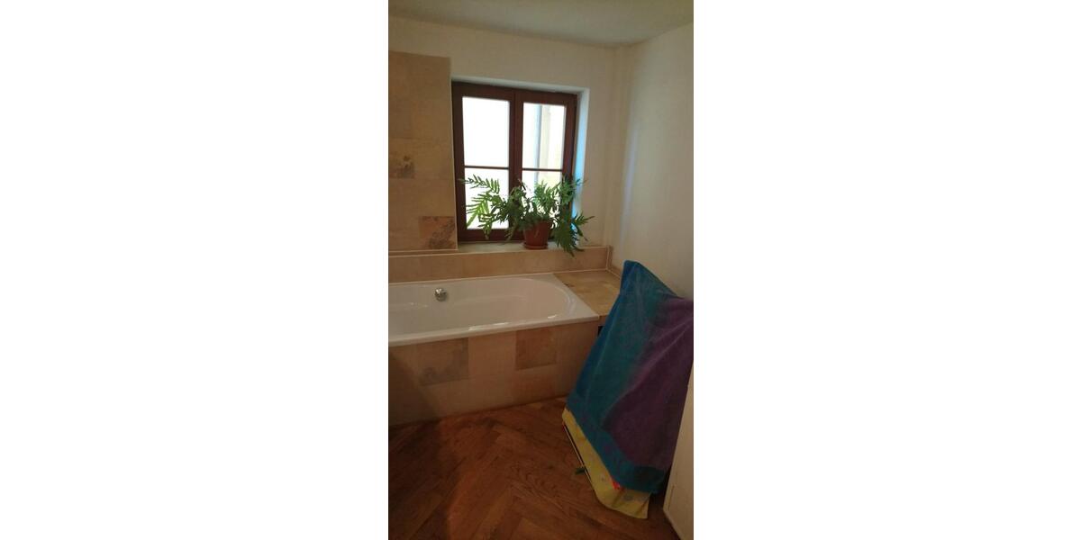 Doppelhaushälfte Augsburg Bärenkeller - 7 Zimmer, 175 m&sup2;, 2.275&euro; | Angebot:25175096