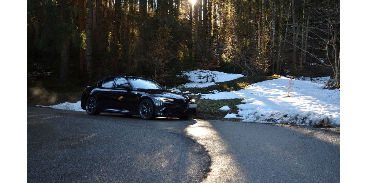 Alfa Romeo Giulia 12.586 km 22.000 &euro; Augsburg 86316