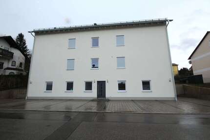 Wohnung Emersacker - 2 Zimmer, 71 m&sup2;, 820&euro; | Angebot:24983941