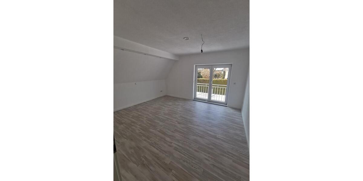 Einfamilienhaus Wertingen - 6 Zimmer, 135 m&sup2;, 1.650&euro; | Angebot:26017015