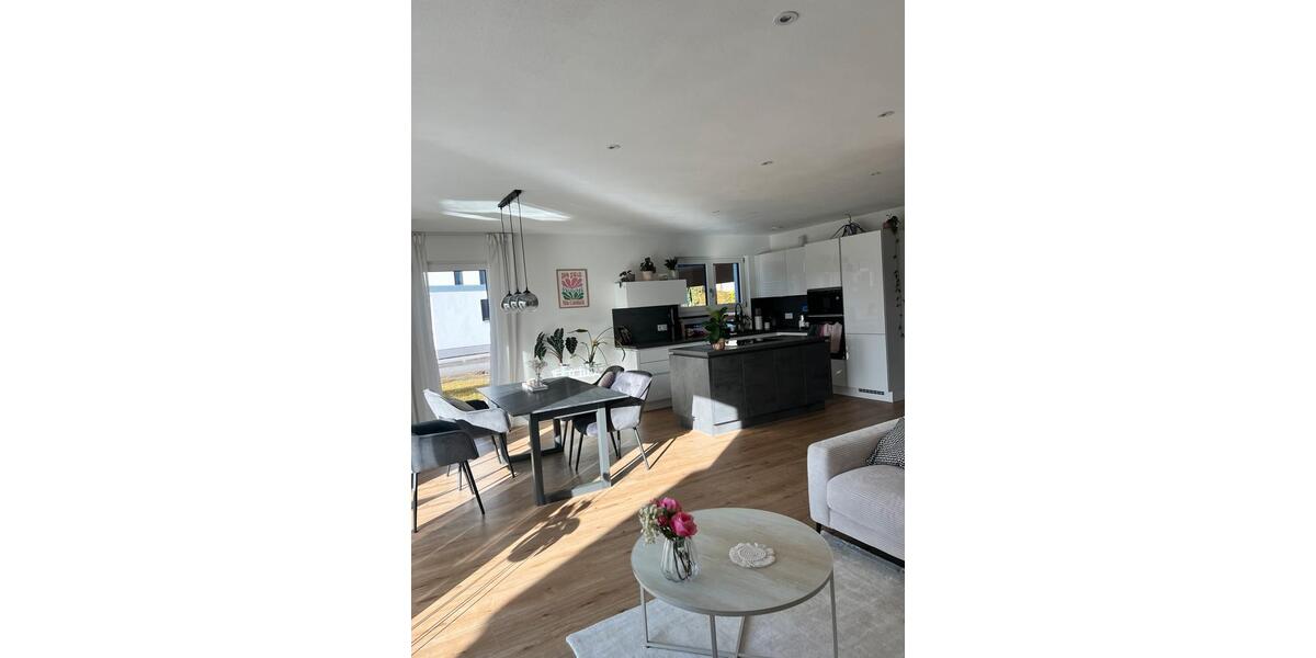 Doppelhaushälfte Aichach - 5 Zimmer, 188 m&sup2;, 1.680&euro; | Angebot:25170599