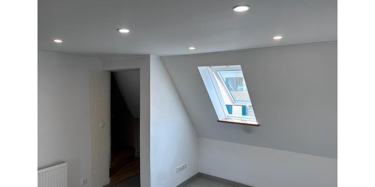 Dachgeschoßwohnung Meitingen - 3.5 Zimmer, 70 m&sup2;, 790&euro; | Angebot:25930175