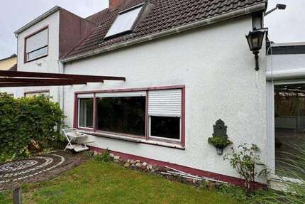 Haus zum Kaufen in Augsburg 675.000 € 208 m² 6 zimmer