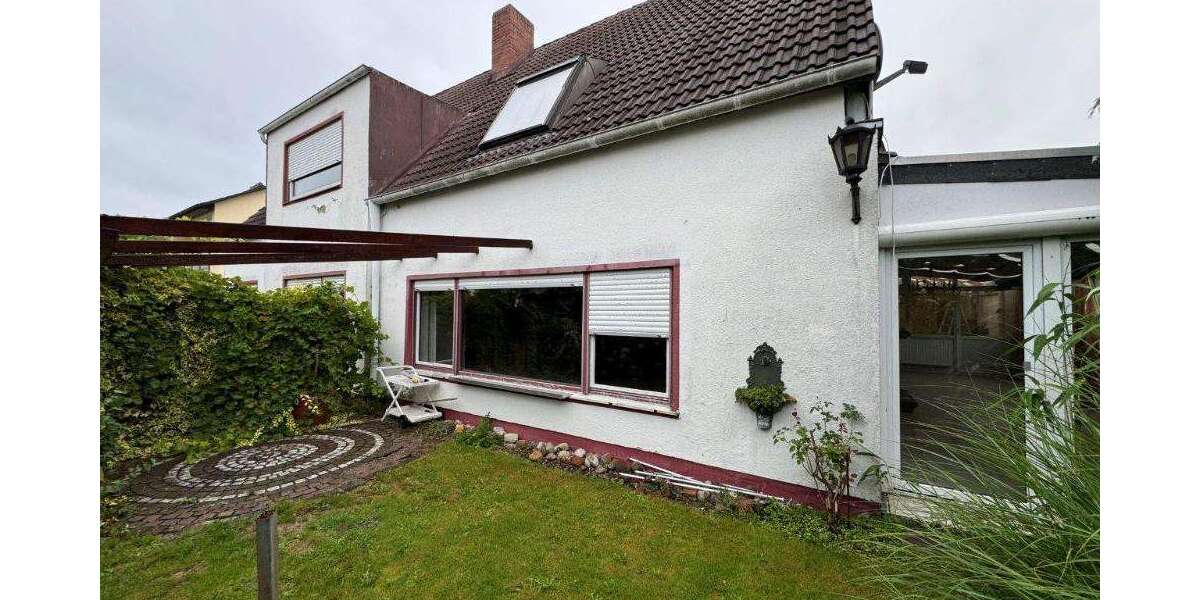 Haus zum Kaufen in Augsburg 675.000 € 208 m² 6 zimmer