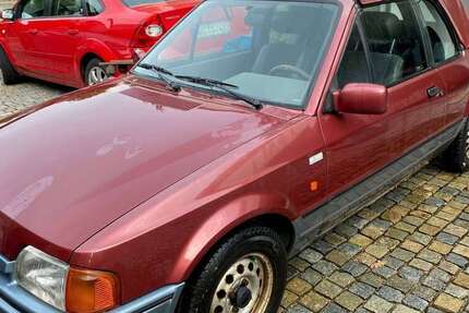 Ford Escort 72.000 km 1.400 &euro; Aichach, St 86551