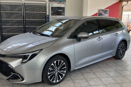 Toyota Corolla 8.500 km 28.640 € Moorenweis 82272