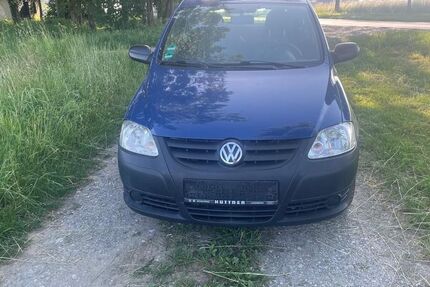VW Fox 151.536 km 800 &euro; Langerringen-Westerringen 86853