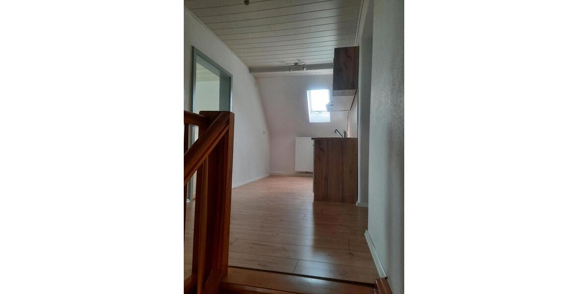 Dachgeschoßwohnung Buttenwiesen - 3 Zimmer, 61 m&sup2;, 930&euro; | Angebot:26580914