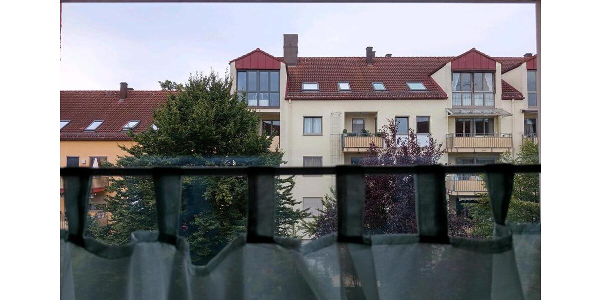 Etagenwohnung Augsburg Pfersee - 2.5 Zimmer, 73 m&sup2;, 1.060&euro; | Angebot:26582321