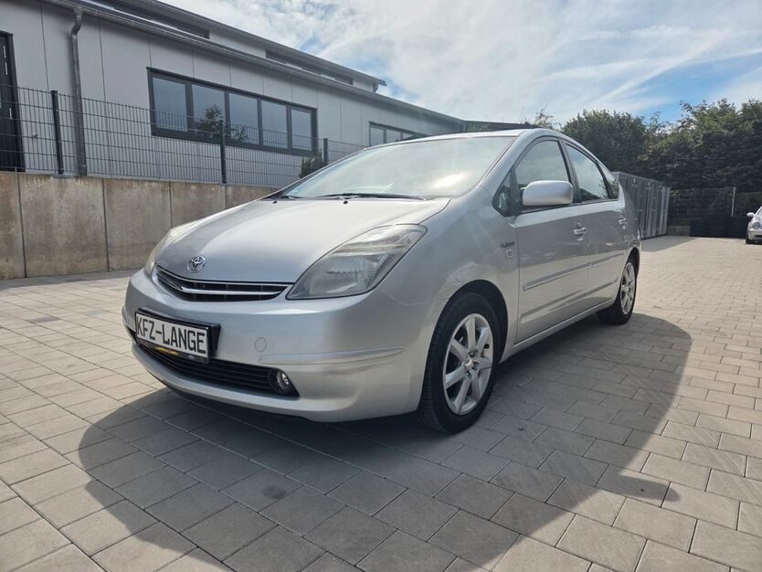 Toyota Prius 325.000 km 3.490 € Wehringen 86517