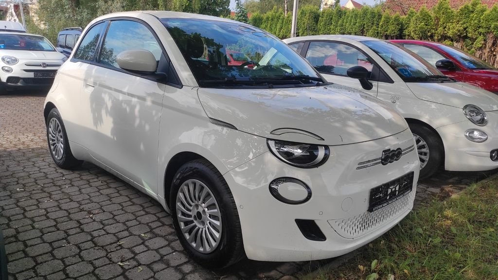 Fiat 500e 18.960 km 23.499 &euro; Gersthofen/Batzenhofen 86368