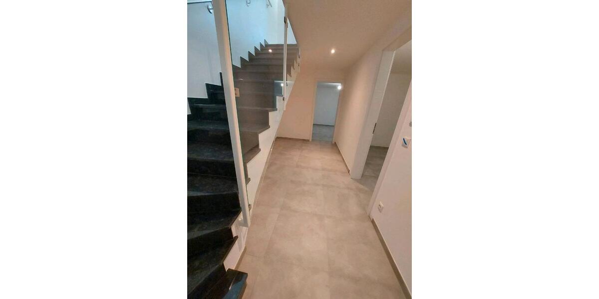 Reihenhaus Aindling - 5 Zimmer, 155 m&sup2;, 2.300&euro; | Angebot:26338324