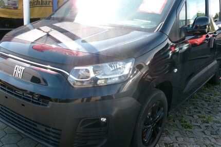 Fiat Doblo 13.000 km 25.980 € Augsburg 86179