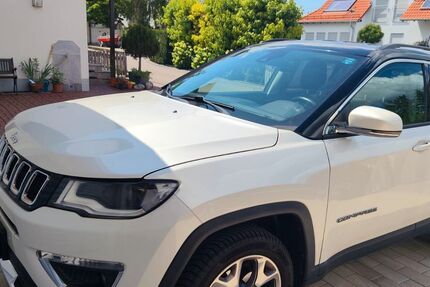 Jeep Compass 143.000 km 11.999 &euro; Langweid 86462
