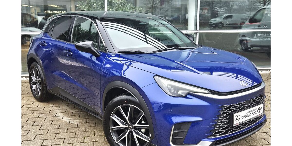 Lexus LBX 3.500 km 32.390 &euro; Stadtbergen 86391