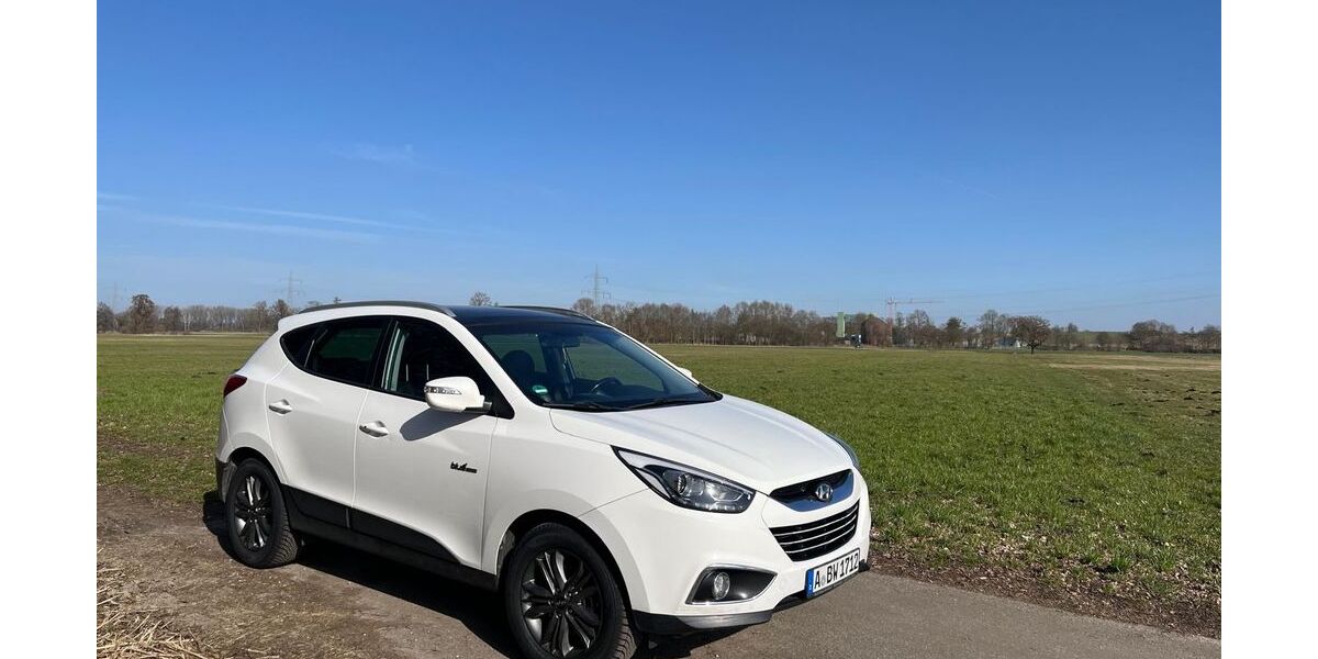 Hyundai TUCSON 137.500 km 9.700 &euro; Neusäß 86356