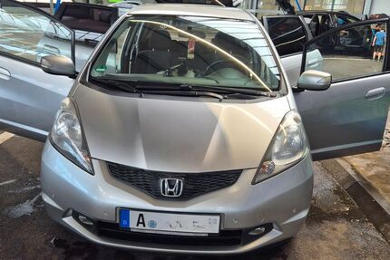Honda Jazz 232.000 km 4.500 &euro; Augsburg 86161